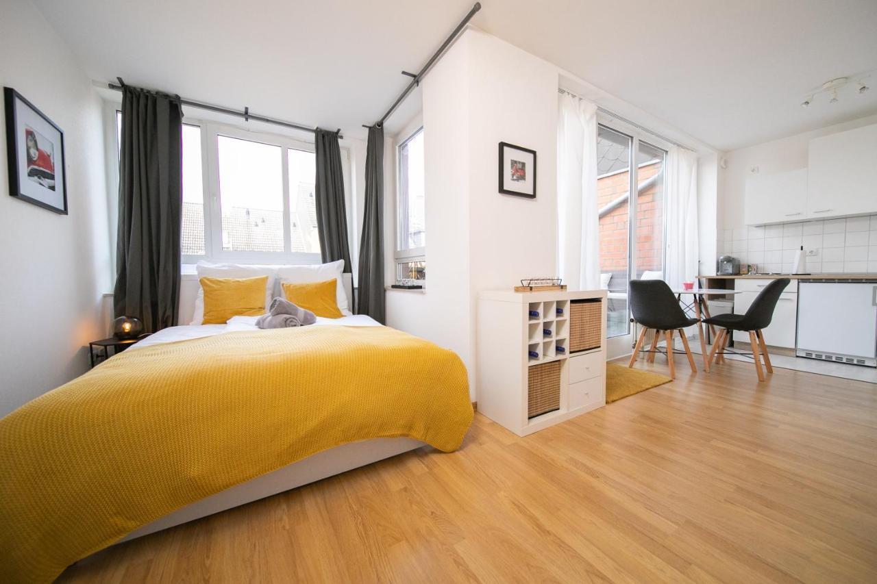 Studio Shiny - Zentral Mit Balkon - Messe - Kueche Нойс Экстерьер фото